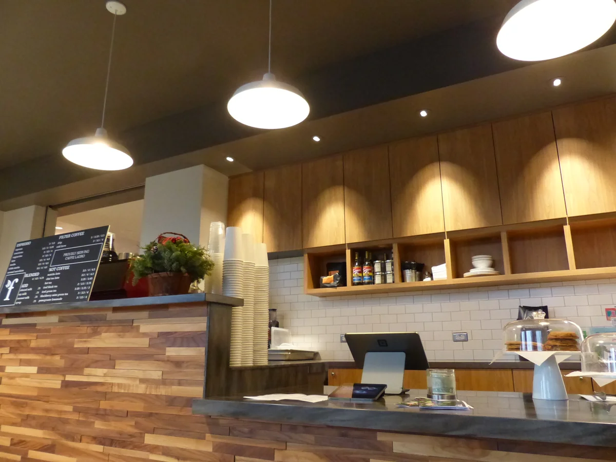 Foodie's Cafe - Image 2